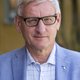 Carl_Bildt_under_den_politiska_Almedalsveckan_2016-scaled